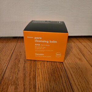 New in box Hanskin pore cleansing balm AHA